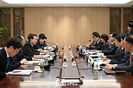 15일 서울 용산구 대통령실 청사에서 ‘제13차 비상경제민생회의’가 진행되고 있다.