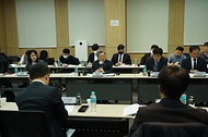 이원재 국토교통부 제1차관이 서울 중구 해외건설 교육센터에서 열린 해외건설 공기업 진출 지원 관련 간담회에서 발언하고 있다.