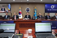 윤석열 대통령이 28일 서울 용산구 대통령실 청사에서 열린 제13회 국무회의에서 발언하고 있다.