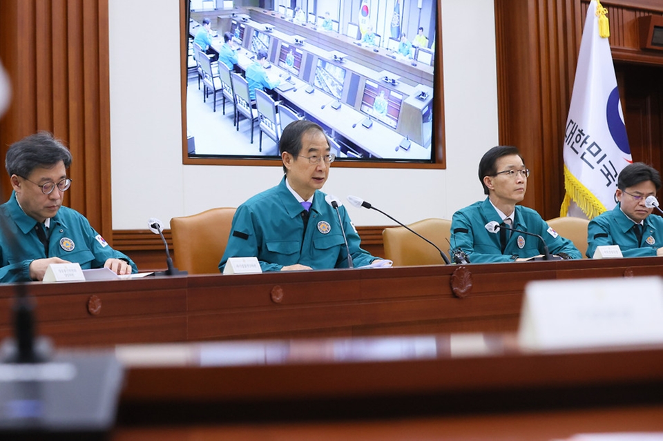 한덕수 국무총리가 28일 서울 종로구 정부서울청사에서 열린 중앙안전관리위원회에서 발언하고 있다. 