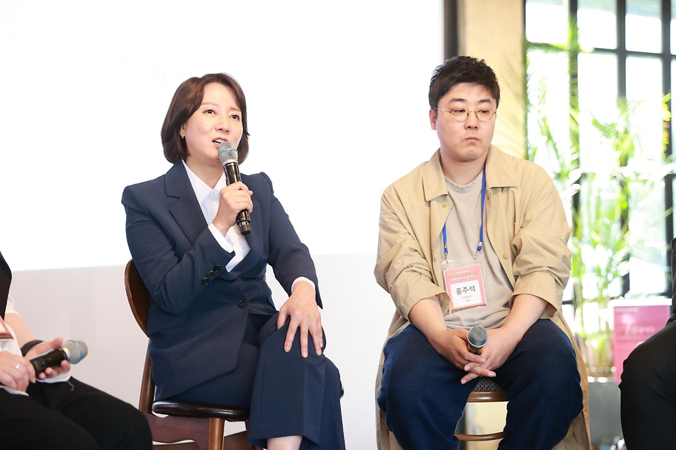 이영 중소벤처기업부 장관이 16일 서울 서대문구 연남장에서 열린 ‘기업가형 소상공인 육성 토크쇼’에서 발언하고 있다.