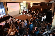 16일 서울 서대문구 연남장에서 ‘기업가형 소상공인 육성 토크쇼’가 진행되고 있다.