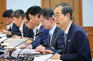 한덕수 국무총리가 26일 서울 종로구 정부서울청사에서 열린 ‘제2차 인재양성전략회의’에서 발언하고 있다.