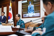 한덕수 국무총리가 29일 서울 종로구 정부서울청사에서 열린 ‘중앙·지방 안전 점검 회의’에서 발언하고 있다.