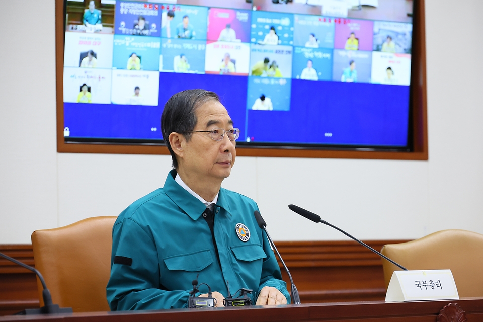 한덕수 국무총리가 29일 서울 종로구 정부서울청사에서 열린 ‘중앙·지방 안전 점검 회의’에서 발언하고 있다.