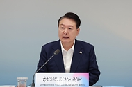 윤석열 대통령이 25일 서울 용산구 대통령실 청사에서 열린 ‘국민통합위원회 1주년 성과보고회 및 2기 출범식’에서 발언하고 있다.