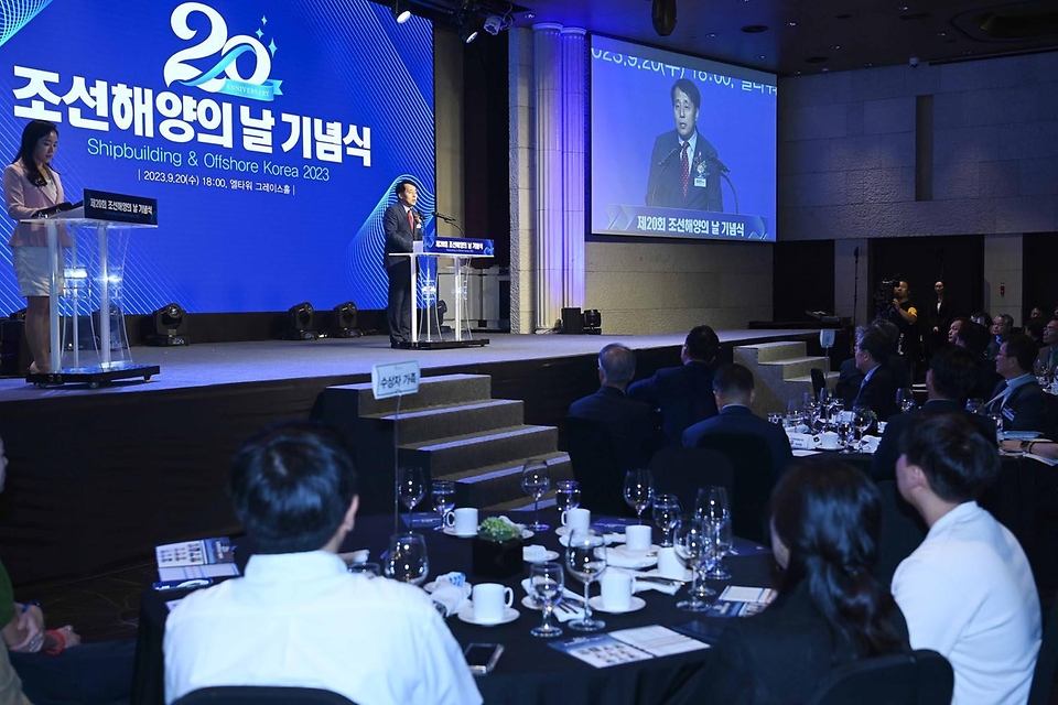 장영진 산업통상자원부 1차관이 20일 서울 서초구 엘타워 그래이스홀에서 열린 ‘제20회 조선해양의 날 기념식’에서 축사를 하고 있다.