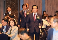 정황근 농림축산식품부 장관이 19일 서울 서초구 aT센터에서 열린 ‘2023 대한민국 인삼 컨퍼런스’에 참석하고 있다.