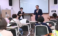 추경호 부총리 겸 기획재정부 장관이 22일 서울 서대문구 서대문노인종합복지회관에 방문해 정부의 노인정책을 설명하고 있다.