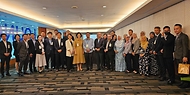 김효은 외교부 기후변화대사가 4일(현지시간) 말레이시아 쿠알라룸푸르에서 열린 ‘제1차 한-말레이시아 기후변화 대화’에서 참석자들과 기념촬영을 하고 있다.