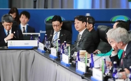 안덕근 산업통상자원부 통상교섭본부장이 15일(현지시간) 미국 샌프란시스코 모스코니 센터에서 열린 ‘APEC 외교통상합동각료회의 세션2’에서 발언하고 있다.