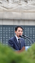 박민식 국가보훈부 장관이 17일 오전 서울 서대문독립공원 순국선열 추념탑에서 열린 ‘제84회 순국선열의 날 기념식’에 참석하여 기념사를 하고 있다.  