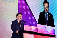 조규홍 보건복지부 장관이 20일 서울 영등포구 콘랜드 호텔에서 열린 ‘2023 세계 바이오 서밋’에 참석해 발언하고 있다.