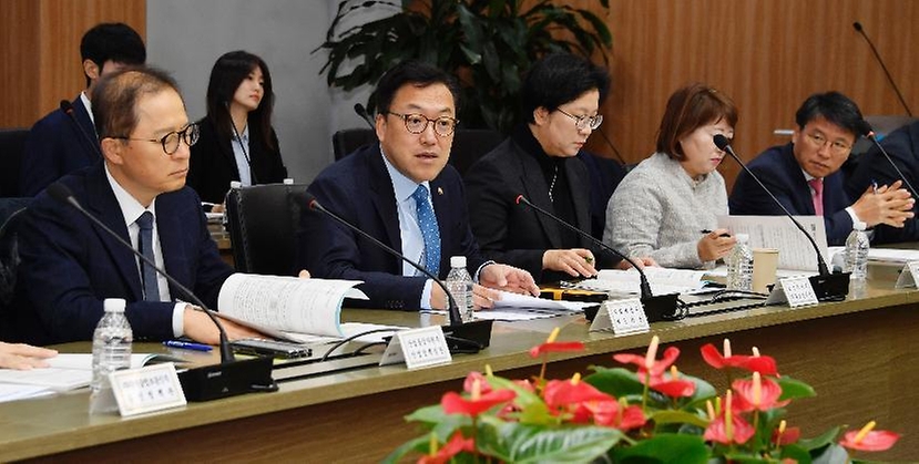 김병환 기획재정부 차관이 24일 서울 영등포구 한국수출입은행에서 열린 ‘제3차 물가관계차관회의’에서 모두발언하고 있다.