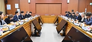 22일 서울 종로구 외교부 청사에서 ‘평화클럽’ 라운드테이블이 진행되고 있다. ‘평화클럽’은 북한에 상주공관을 보유한 국가의 주한공관(20개)과 외교부간 협의체이다.