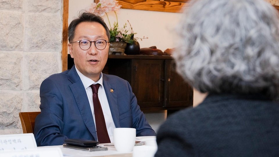 박민수 보건복지부 제2차관이 23일 서울에서 열린 ‘대한중소병원협회 간담회’에 참석해 발언하고 있다.