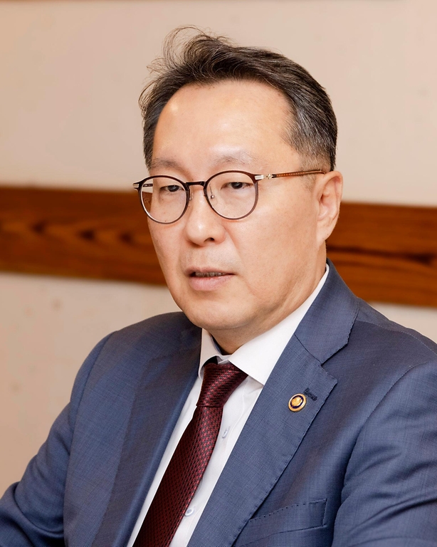 박민수 보건복지부 제2차관이 23일 서울에서 열린 ‘대한중소병원협회 간담회’에 참석해 발언하고 있다.