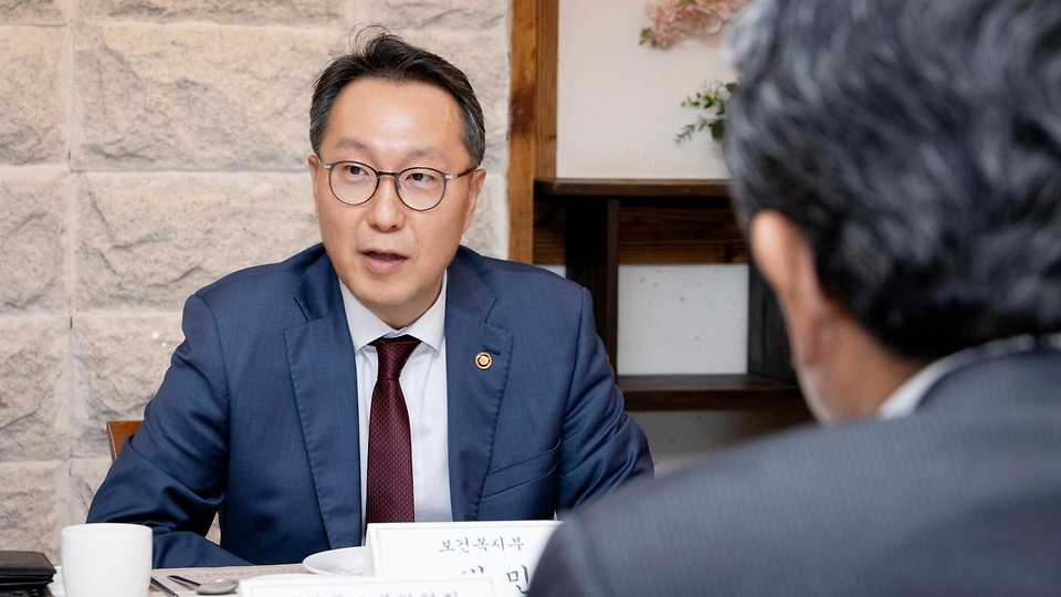 박민수 보건복지부 제2차관이 23일 서울에서 열린 ‘대한중소병원협회 간담회’에 참석해 발언하고 있다.