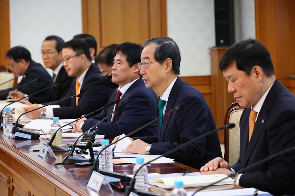 한덕수 국무총리가 20일 서울 종로구 정부서울청사에서 열린 ‘제1차 국가스포츠정책위원회’에서 모두발언하고 있다.