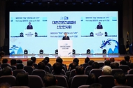 한덕수 국무총리가 9일 오후 서울 동작구 전문건설회관에서 열린 ‘2024 대한전문건설협회 신년 인사회’에 참석해 격려사를 하고 있다. 