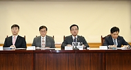최상목 경제부총리 겸 기획재정부 장관이 1일 서울 중구 은행연합회에서 열린 ‘비상거시경제금융회의’에서 모두발언을 하고 있다.
