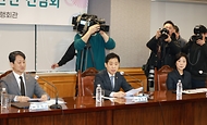 김주현 금융위원장이 15일 오전 서울 중구 은행회관에서 개최한 은행장 및 정책금융기관장 간담회에서 모두발언을 하고 있다.