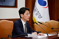 김윤상 기획재정부 2차관이 15일 서울 종로구 정부서울청사에서 열린 ‘제5차 재정집행 점검회의’에서 모두발언을 하고 있다. 