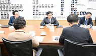 최상목 경제부총리 겸 기획재정부 장관이 22일 정부세종청사에서 물가 관련 경제현안 관계장관간담회를 주재하고 있다. 