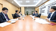 최상목 경제부총리 겸 기획재정부 장관이 22일 정부세종청사에서 물가 관련 경제현안 관계장관간담회를 주재하고 있다. 