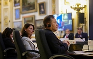 이상민 행정안전부 장관이 11일(현지시간) 영국 런던에서 열린 ‘글로벌 사기범죄방지 정상회의(Global Fraud Summit)’에 참석해 영국 등 11개국 대표들의 발표를 경청하고 있다. 