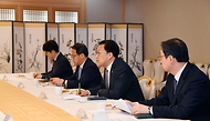 김병환 기획재정부 차관이 15일 서울 종로구 정부서울청사에서 열린 ‘제13차 물가관계차관회의’를 주재하고 있다.