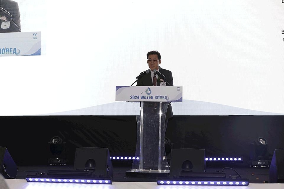 임상준 환경부 차관이 20일 대전 유성구 대전컨벤션센터 제2전시장에서 열린 ‘2024 국제물산업박람회’ 개막식에서 축사하고 있다.