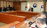 이상민 행정안전부 장관이 27일 서울 종로구 정부서울청사에서 열린 ‘2024년 제3회 중앙지방정책협의회’에 참석해 의제 설명을 하고 있다. 