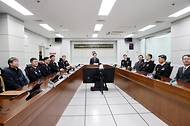 김종욱 해양경찰청장이 27일 인천 연수구 해양경찰청에서 열린 ‘제3회 해양수산부-해양경찰청-해군 정책협의회’에서 발언을 하고 있다.