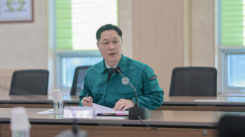 이희완 국가보훈부 차관이 1일 오전 대전보훈병원을 방문하여 의료계 집단행동 관련해 비상 진료체계 대응현황을 보고 받고 모두말씀을 하고 있다.