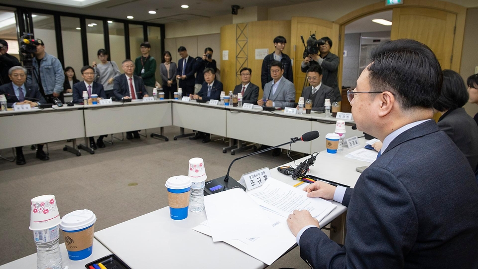 조규홍 보건복지부 장관이 3일 서울 마포구 대한병원협회에서 열린 간담회에서 발언하고 있다. 