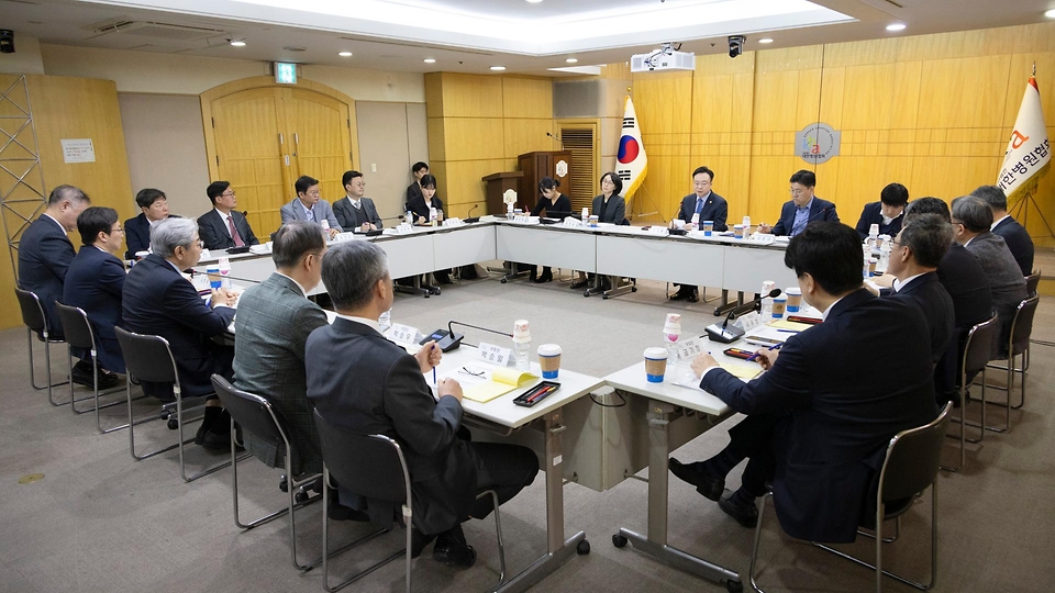 조규홍 보건복지부 장관이 3일 서울 마포구 대한병원협회에서 열린 간담회에서 발언하고 있다. 