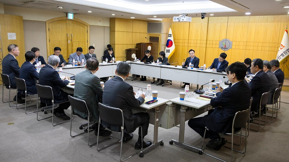 조규홍 보건복지부 장관이 3일 서울 마포구 대한병원협회에서 열린 간담회에서 발언하고 있다. 