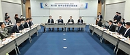 안덕근 산업통상자원부 장관이 17일 서울 중구 대한상공회의소에서 열린 ‘제11회 방위산업발전협의회’에 참석해 발언하고 있다. 