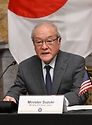 스즈키 &#49804;이치(Suzuki Shunichi) 일본 재무장관이 17일(현지시간) 미국 재무부에서 열린 ‘제1차 한·미·일 재무장관 회의’에서 모두발언을 하고 있다.