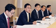 김병환 기획재정부 차관이 19일 서울 종로구 정부서울청사에서 열린 ‘제18회 물가관계차관회의’를 주재, 모두발언을 하고 있다. 