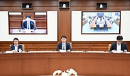 김윤상 기획재정부 차관이 25일 서울 종로구 정부서울청사에서 열린 ‘제15차 재정집행점검회의’를 주재하고 있다. 
