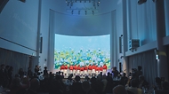 25일 오후 서울시 용산구 드래곤시티에서 열린 영연방 참전용사 감사만찬에서 축하공연을 하고 있다.