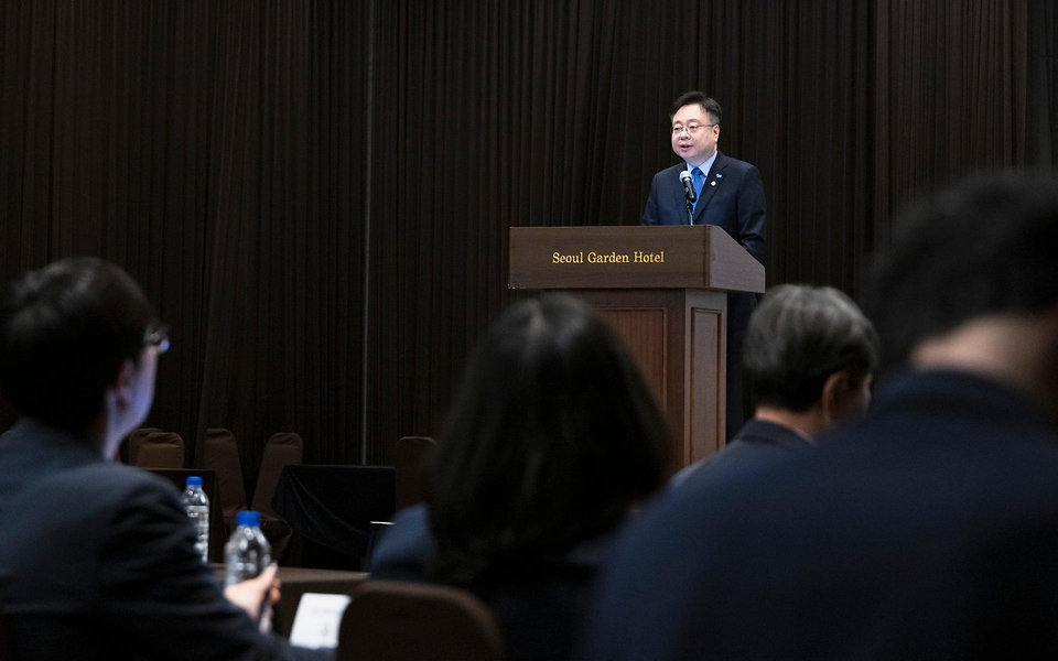 조규홍 보건복지부 장관이 2일 서울 마포구 서울가든호텔에서 열린 의료개혁 추진을 위한 건강보험과 재정의 역할 ‘제8차 의료개혁 정책 토론회’에서 발언하고 있다.