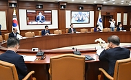 최상목 경제부총리 겸 기획재정부 장관이 13일 서울 종로구 정부서울청사에서 열린 ‘경제관계장관회의’를 주재하며 모두발언을 하고 있다.