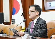 최상목 경제부총리 겸 기획재정부 장관이 13일 서울 종로구 정부서울청사에서 열린 ‘경제관계장관회의’에서 발언하고 있다.