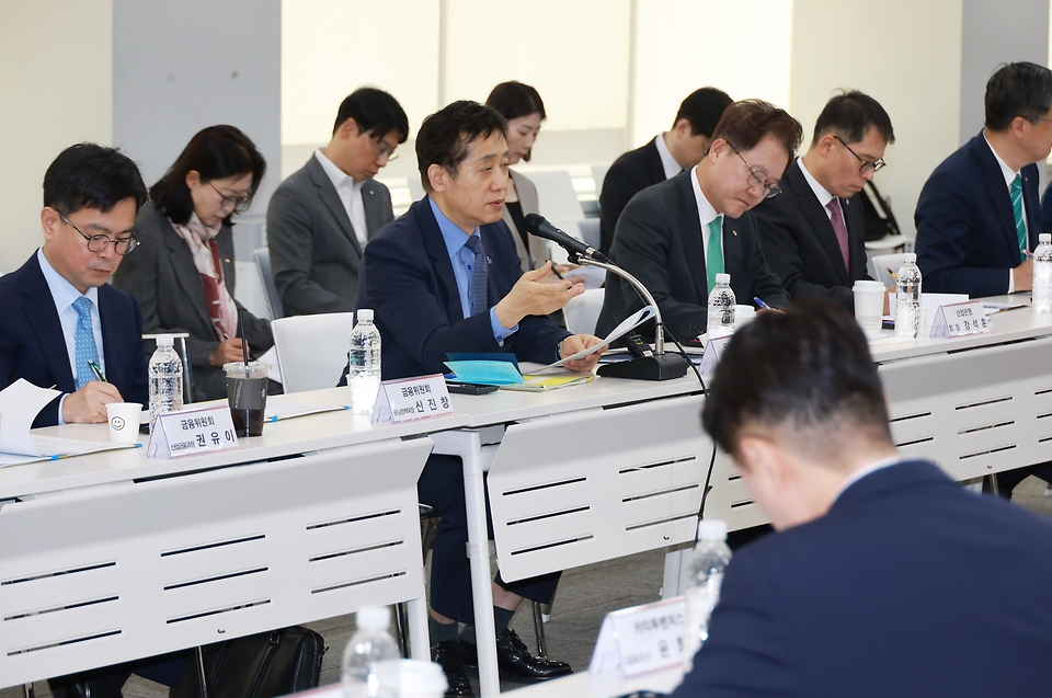 김주현 금융위원회 위원장이 16일 오전 서울 마포구 마포 프론트원에서 개최한 벤처기업 현장 간담회에서 모두발언을 하고 있다.