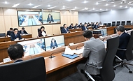 최상목 경제부총리 겸 기획재정부 장관이 3일 정부세종청사에서 열린 ‘경제관계장관회의’를 주재하며 발언하고 있다.