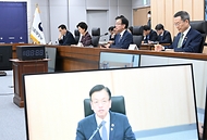 최상목 경제부총리 겸 기획재정부 장관이 3일 정부세종청사에서 열린 ‘경제관계장관회의’를 주재하며 발언하고 있다.
