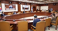 이주호 사회부총리 겸 교육부 장관이 28일 서울 종로구 정부서울청사에서 열린 ‘제5차 사회관계장관회의’를 주재하고 있다.